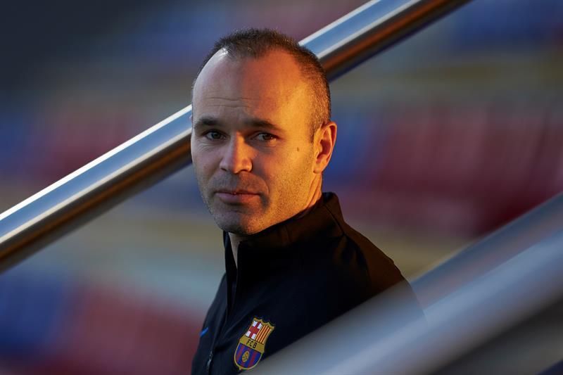 Iniesta cree que Yerry Mina y Coutinho serían "grandes fichajes" para Barça