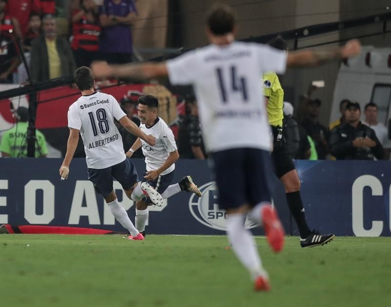 Barco, el argentino de 18 años que levantó la Sudamericana en el Maracaná