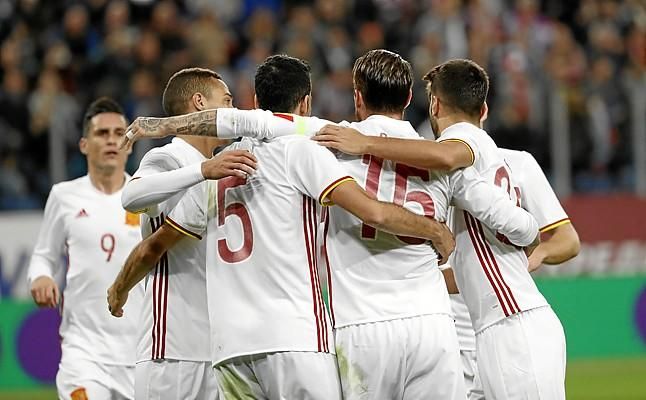 Rajoy: "España va a ir al Mundial y, además, lo va ganar"