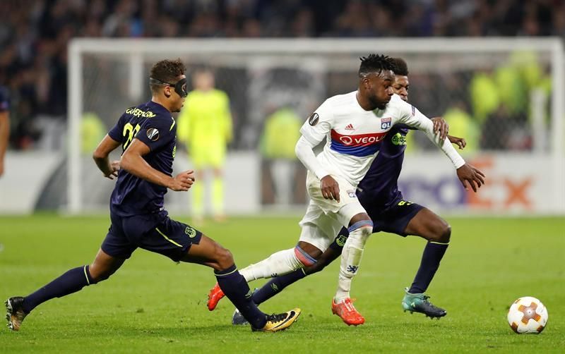 El Everton renueva a los jóvenes Calvert-Lewin, Holgate y Kenny