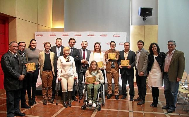 Andalucía Olímpica y Cruzcampo reconocen a jóvenes talentos