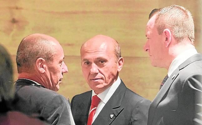 En Nervión no hacen falta 60.000 asientos