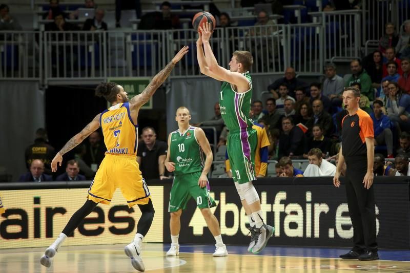El Unicaja se juega la Copa en Tenerife tras recobrar la senda de la victoria