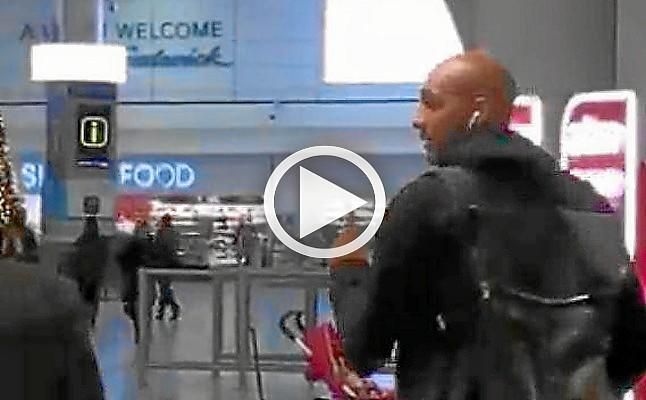 Nzonzi, a quien quiere el West Ham, de nuevo en Londres