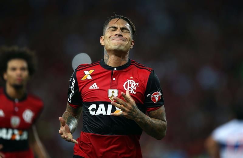 Júbilo en Perú por reducción de castigo a Paolo Guerrero