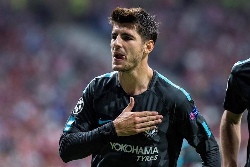 Morata, suspendido tras meterse el balón debajo de la camiseta