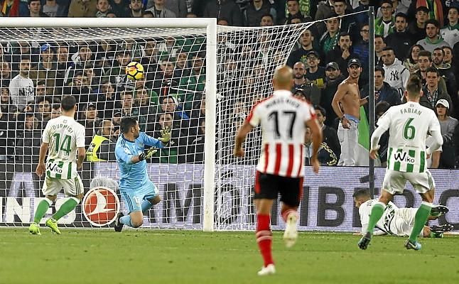 Adán: "El árbitro ha estado horroroso"