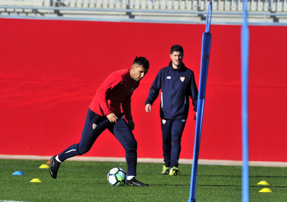 El Sevilla negocia el traspaso definitivo de Montoya