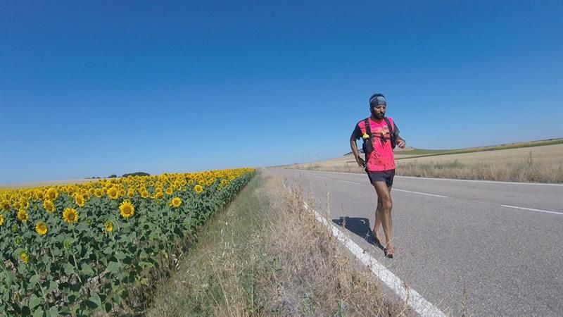Correr descalzo de Castellón a A Coruña, 940 km de superación y aventura
