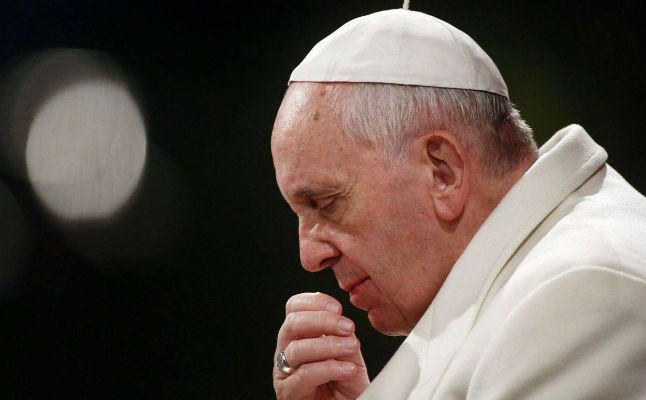 El papa pide que se garantice "un futuro de paz" a refugiados e inmigrantes