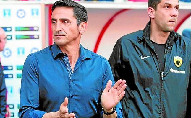 Manolo Jiménez piensa en un jugador del Sevilla para su AEK