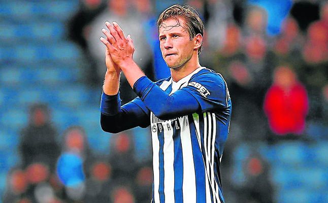 Krychowiak llama a la puerta de la Roma