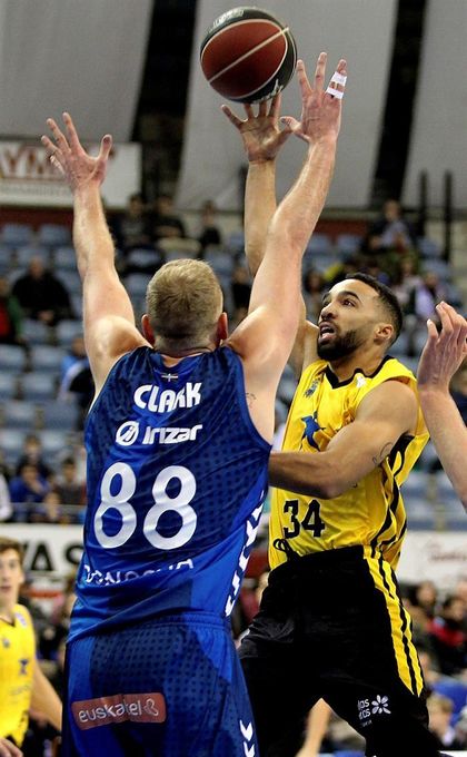 89-70. El Gipuzkoa Basket se desata en ataque y apabulla al Tenerife