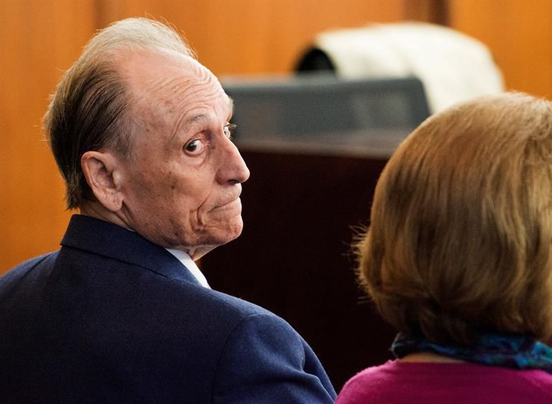 Béticos por Villamarín pide 14 años prisión y 6 millones de indemnización a Lopera