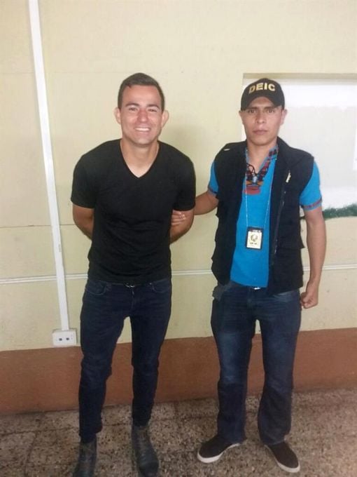 Capturan al futbolista Marco Pappa por violencia contra la mujer en Guatemala