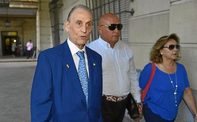 Lopera "admite" una multa de 3.600 euros de la Fiscalía por apropiación indebida