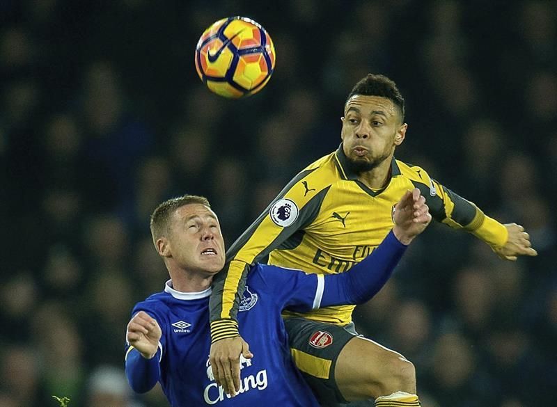 Wenger confirma el traspaso de Coquelin al Valencia