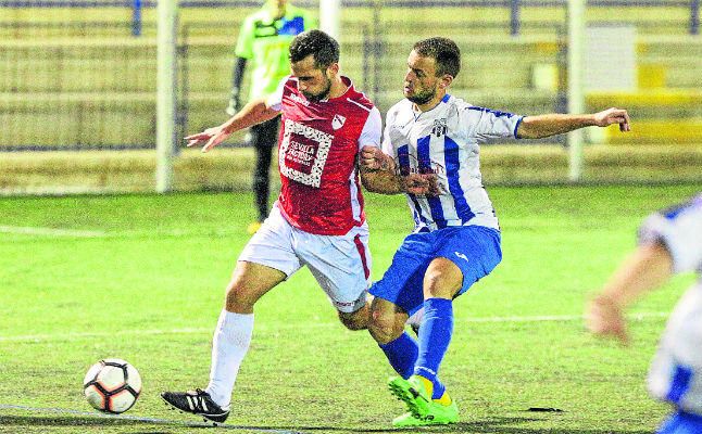 El Atlético Dos Hermanas reina lejos del Miguel Román