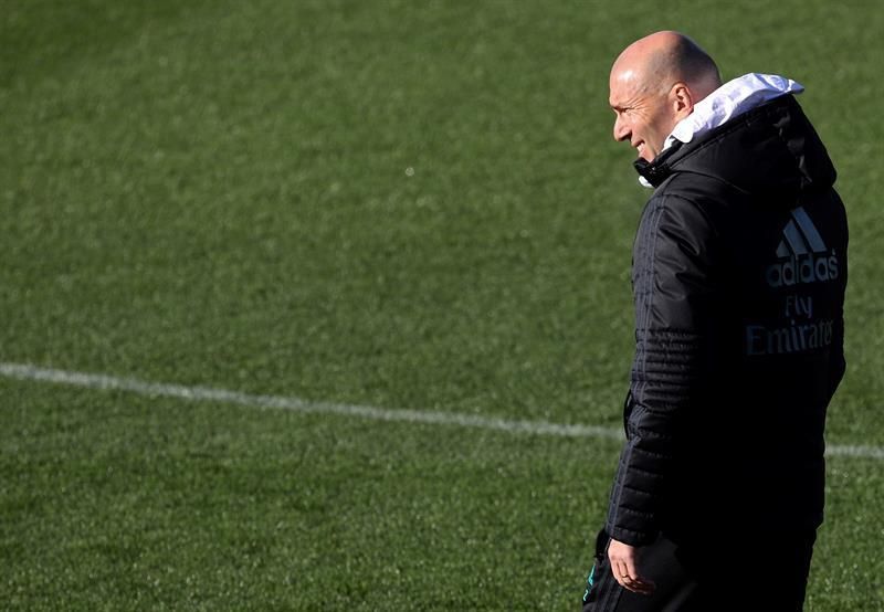 El Real Madrid, obligado a modificar su mala línea en el Bernabéu