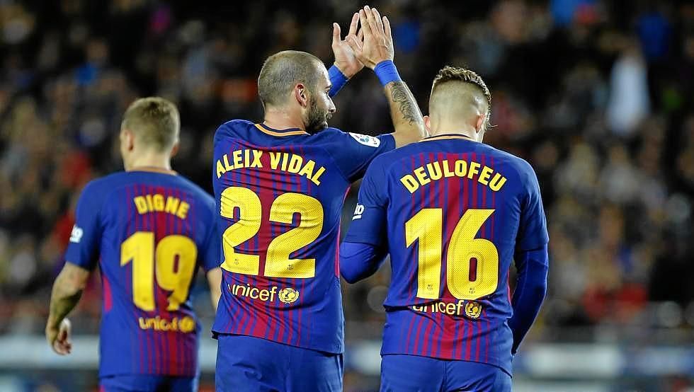 La propuesta del Sevilla para convencer al Barcelona por Aleix Vidal