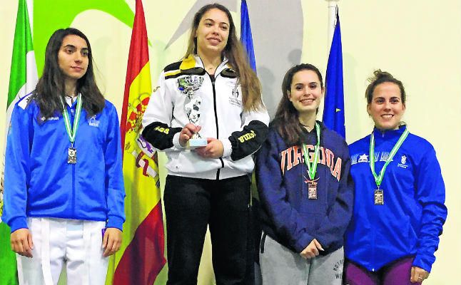 La esgrima brilla en Tomares