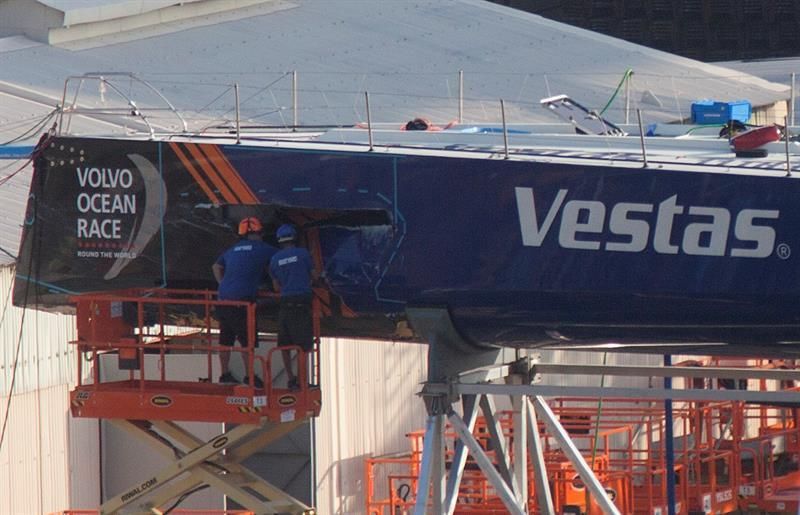 Un tripulante de un pesquero fallece tras una colisión con el VO65 'Vestas'