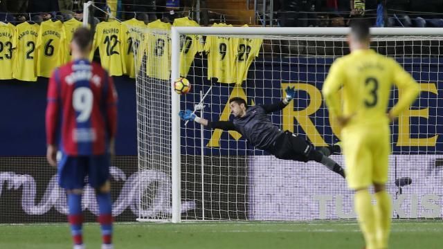 2-1: El Villarreal fue superior a un Levante que apenas inquietó