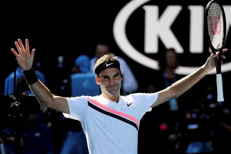 Federer accede a cuartos donde se medirá a Berdych