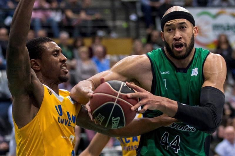 El Joventut firma su peor primera vuelta en la ACB y busca refuerzos