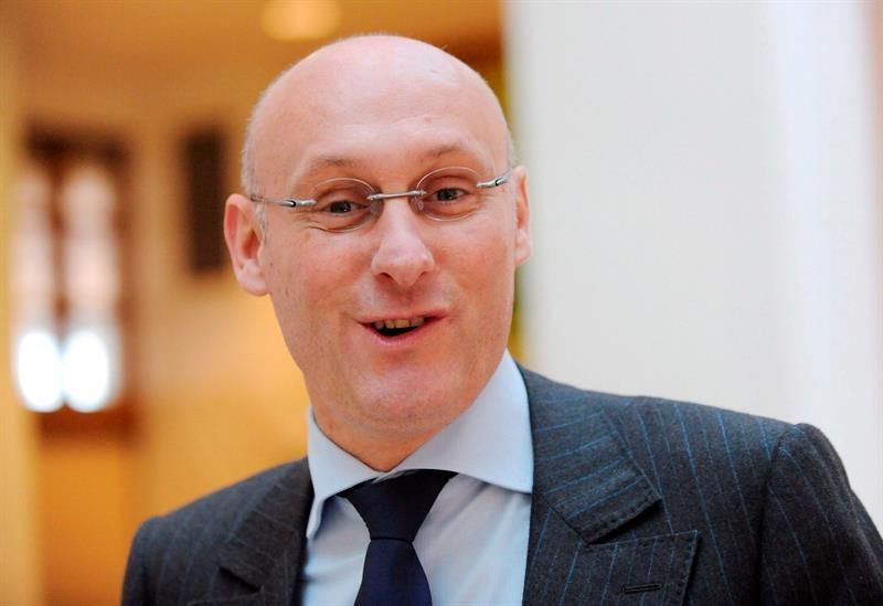 Registran la sede de la Federación Francesa de Rugby y la casa del presidente