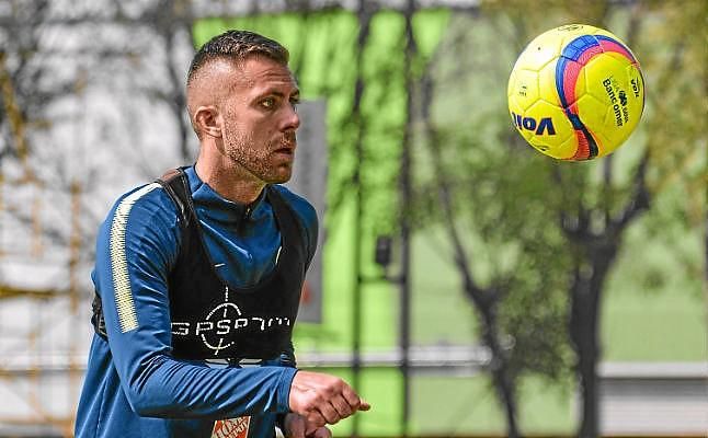 Miguel Herrera ya ve a Ménez "adaptado" para jugar en México