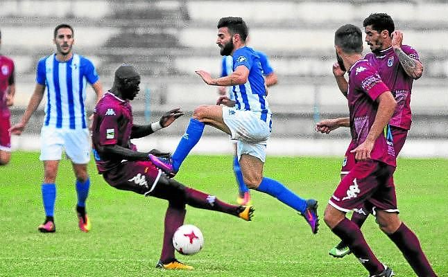 Manu Reina (Écija): "Si ganamos sería media salvación"