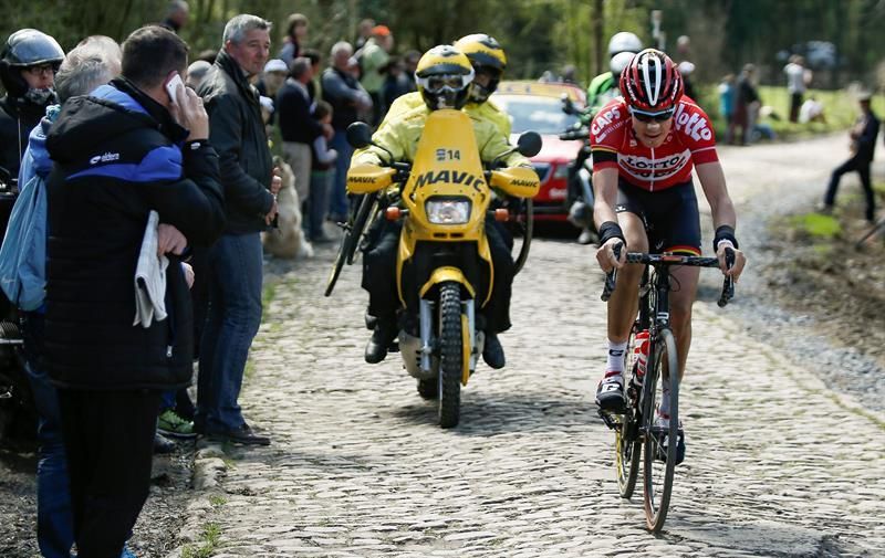 El belga Wallays saca oro de la escapada; Nájar, a un paso de ganar la Vuelta