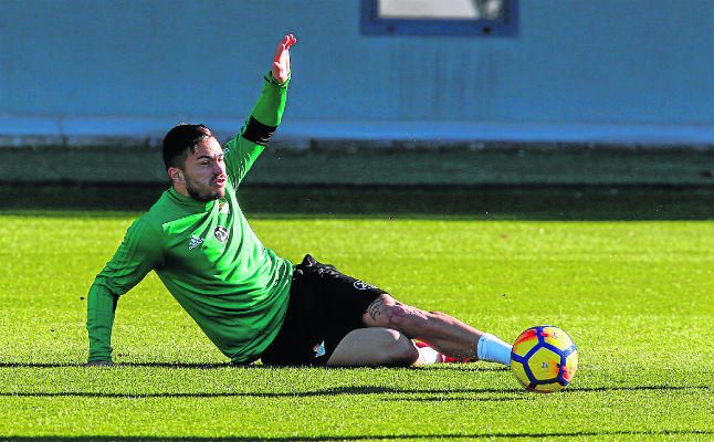 Torrecilla puede volver a fichar a Tosca