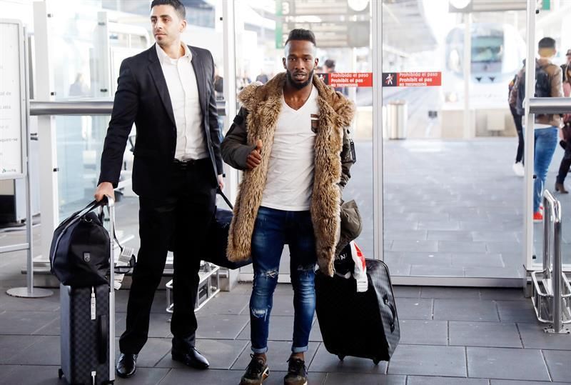 El saudí Fahad pasó el reconocimiento y conoció a Muñiz y al resto del equipo