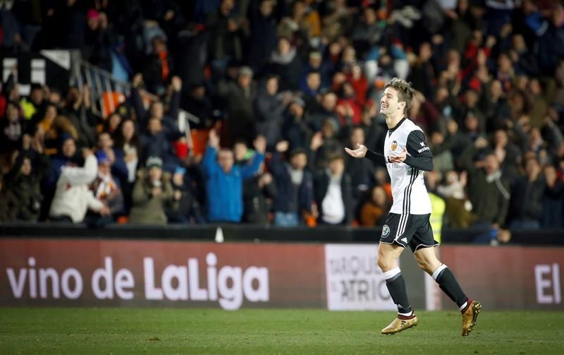 Vietto y Coquelín, fichajes del Valencia, que fue madrugador en el mercado