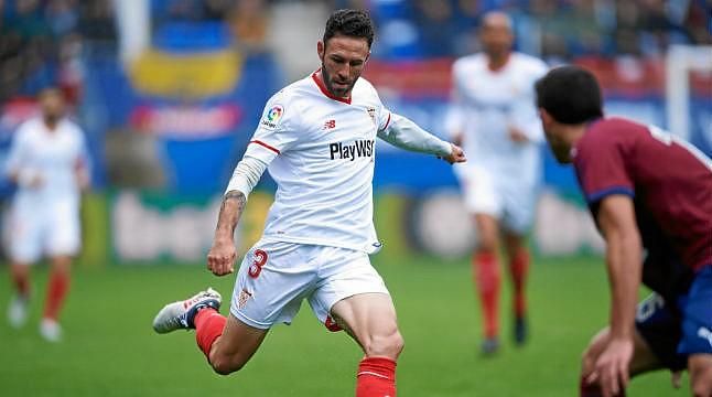 Layún: "Hay que levantar la cabeza y sacar al carácter el miércoles"