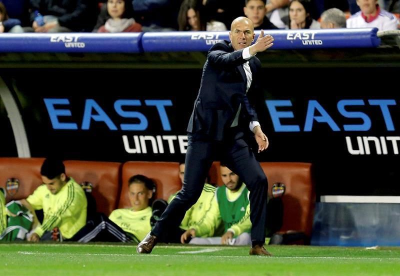 Zidane dispone por primera vez del once de gala y Boateng es la novedad local