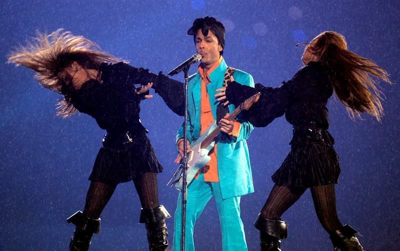 Un holograma de Prince no aparecerá en el Super Bowl, dicen sus familiares