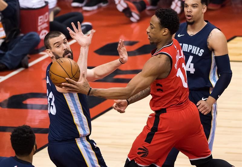 Celtics, Raptors y Bucks repiten triunfos