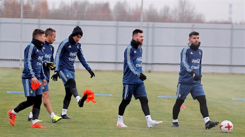 Negociarán un partido amistoso entre las selecciones de Argentina y Cataluña