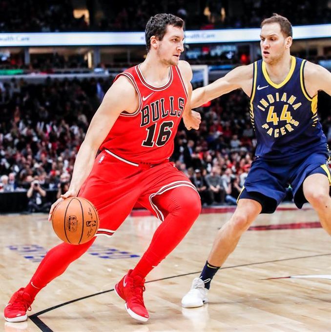 104-98. Bogdanovic y los Kings ganan a los Bulls el duelo de equipos perdedores