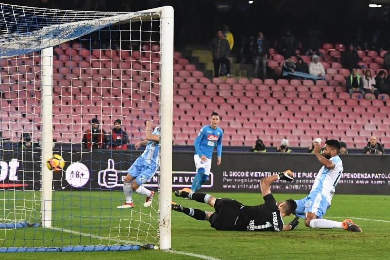 4-1. El Nápoles sigue líder tras arrollar al Lazio