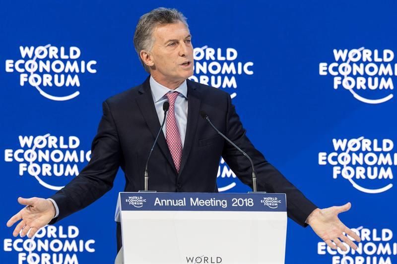Macri y el seleccionador argentino Sampaoli se reúnen para hablar del Mundial