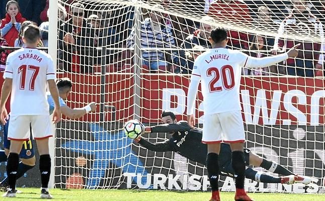 Sergio Rico, superviviente y salvador