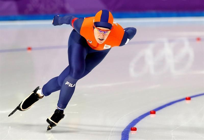 Segundo oro para la patinadora holandesa Wust, vencedora en los 1.500