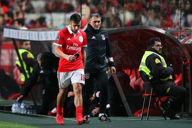 El argentino Salvio estará seis semanas parado por una lesión de rodilla