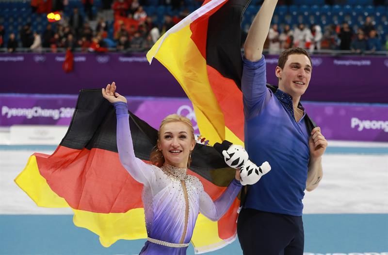 Los alemanes Savchenko y Massot ganan el oro por parejas