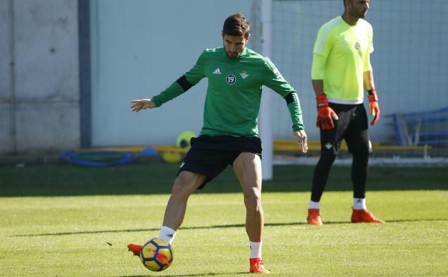 Barragán: "Intentaremos conseguir la victoria con nuestra filosofía"