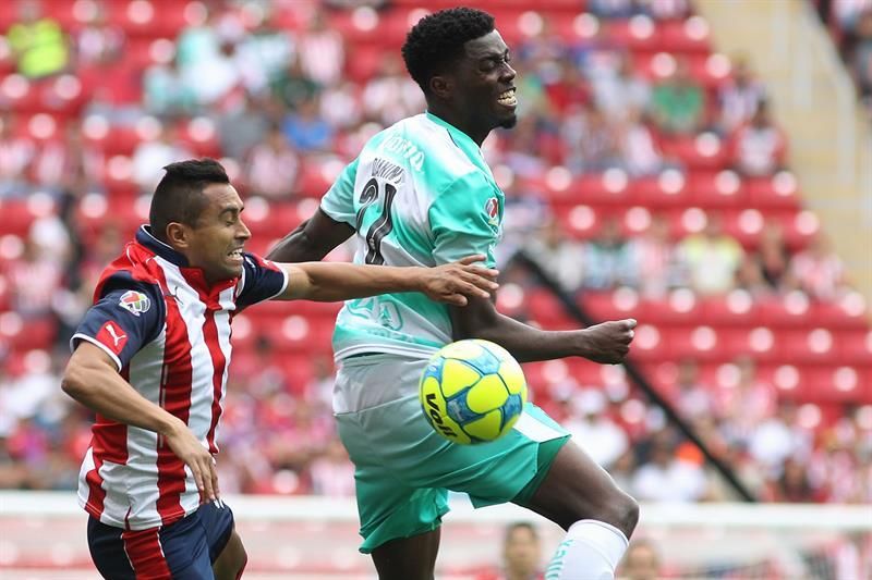 El caboverdiano Tavares firma "hat-trick" en goleada del Santos sobre León